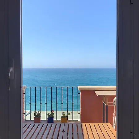 Atico Duplex - 1ª Linea Playa Апартаменты *